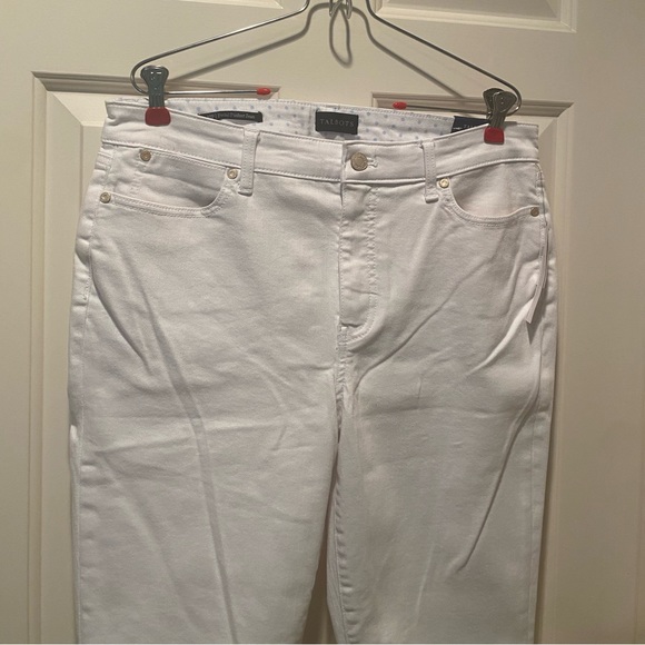 NWT Talbots White Capris Jean - Picture 9 of 12